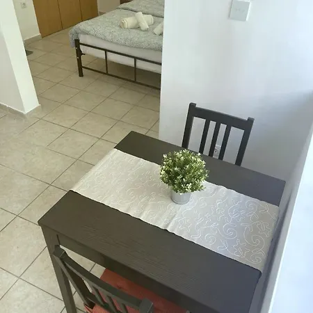 Skg Retreat Emerald - 5Min Walk From Seafront Thessaloniki Exterior photo