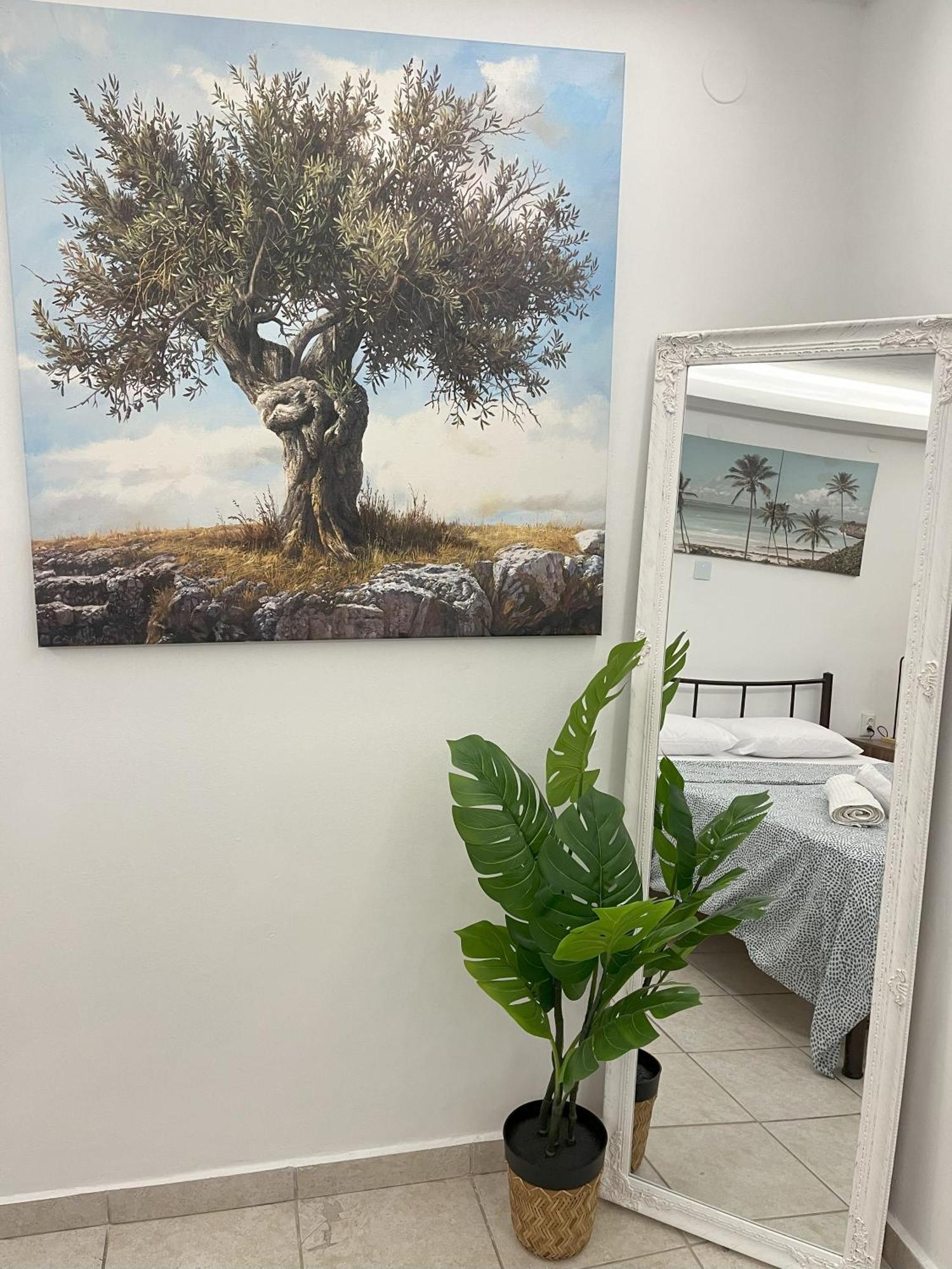 Διαμέρισμα Skg Retreat Emerald - 5min Walk From Seafront